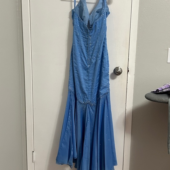 Blue halter neckline vintage 90’s beaded fishtail prom dress - Picture 6 of 11